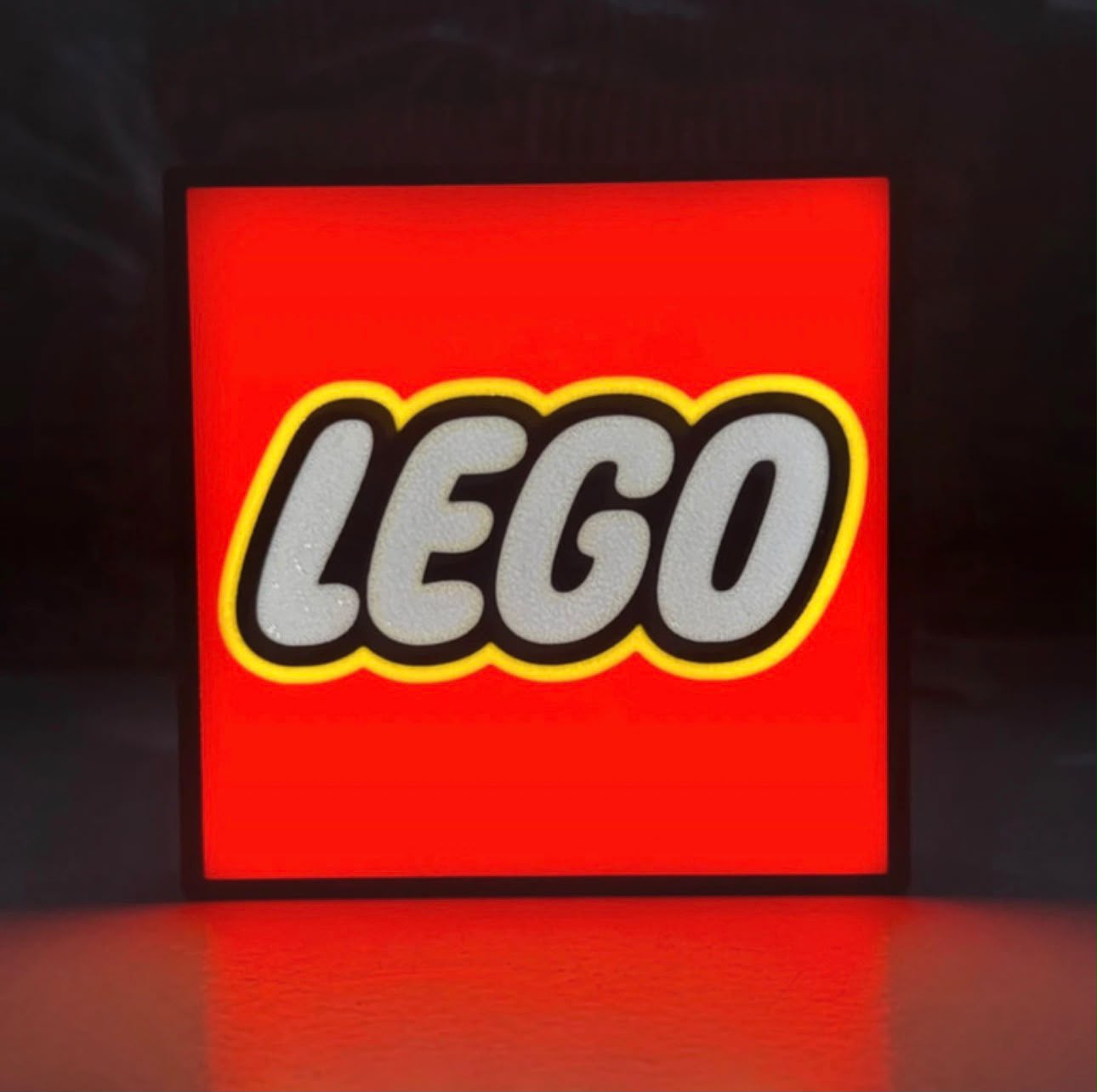 Square logo lightbox
