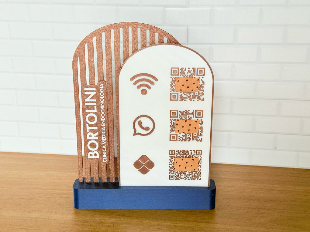 Customizable multi-link QR stand reference